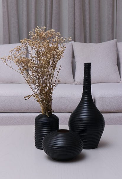 trio-vases-noir-céramique