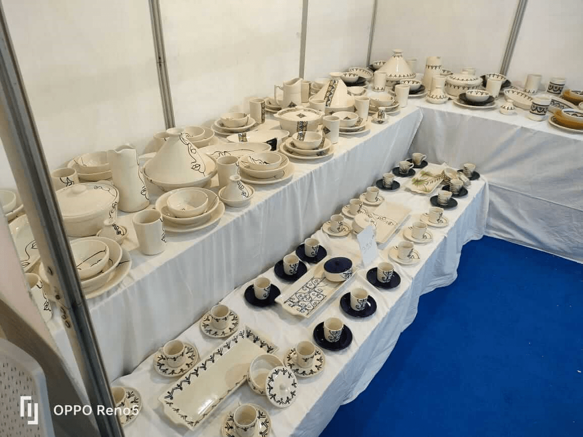 Stand-du-ceramica-stand-au-Salon-International-de-lArtisanat-Traditionnel